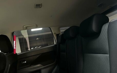 Mitsubishi Outlander III рестайлинг 3, 2015 год, 1 672 000 рублей, 12 фотография