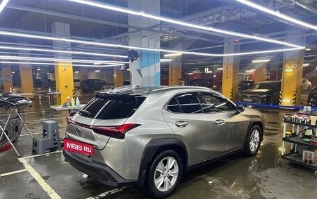 Lexus UX I, 2021 год, 3 150 000 рублей, 5 фотография