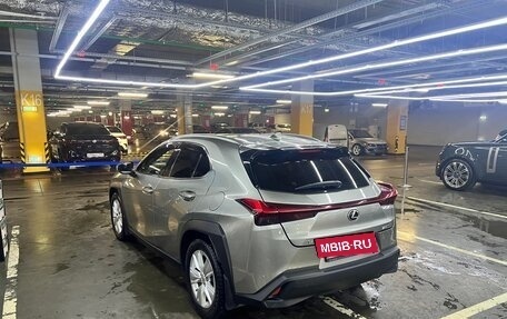 Lexus UX I, 2021 год, 3 150 000 рублей, 6 фотография