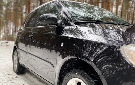 Skoda Fabia II, 2009 год, 680 000 рублей, 2 фотография