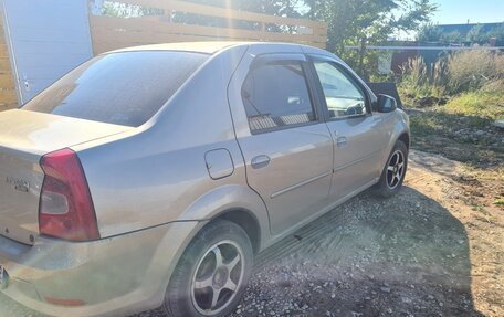 Renault Logan I, 2011 год, 300 000 рублей, 3 фотография