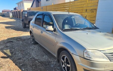 Renault Logan I, 2011 год, 300 000 рублей, 2 фотография