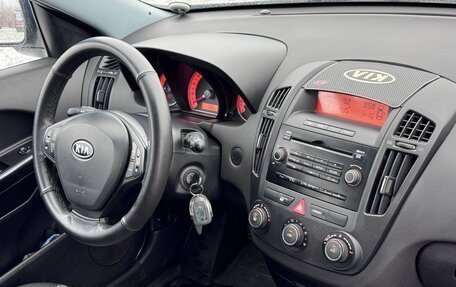 KIA cee'd I рестайлинг, 2007 год, 495 555 рублей, 20 фотография