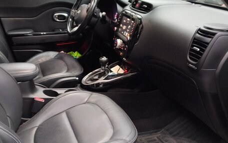 KIA Soul II рестайлинг, 2018 год, 1 650 000 рублей, 9 фотография