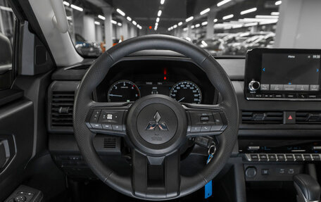 Mitsubishi L200, 2025 год, 5 000 000 рублей, 10 фотография