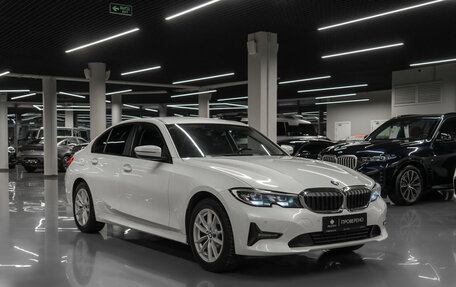 BMW 3 серия, 2019 год, 3 950 000 рублей, 2 фотография