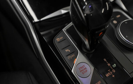 BMW 3 серия, 2019 год, 3 950 000 рублей, 22 фотография