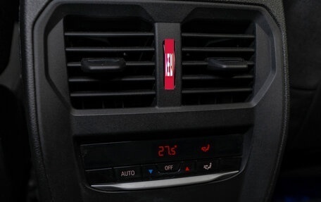 BMW 3 серия, 2019 год, 3 950 000 рублей, 13 фотография