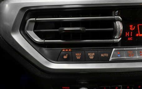 BMW 3 серия, 2019 год, 3 950 000 рублей, 24 фотография