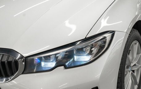 BMW 3 серия, 2019 год, 3 950 000 рублей, 26 фотография