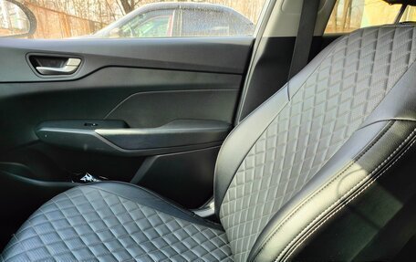 Hyundai Solaris II рестайлинг, 2018 год, 1 450 000 рублей, 5 фотография