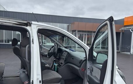 Hyundai Grand Starex Grand Starex I рестайлинг 2, 2011 год, 850 000 рублей, 4 фотография