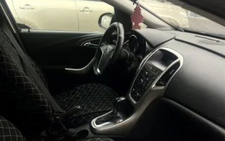 Opel Astra J, 2011 год, 600 000 рублей, 5 фотография