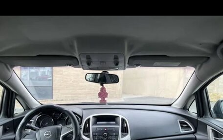 Opel Astra J, 2011 год, 600 000 рублей, 4 фотография