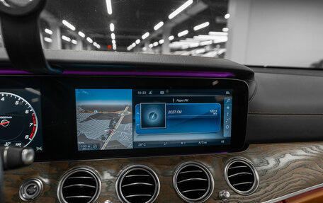 Mercedes-Benz E-Класс, 2016 год, 4 050 000 рублей, 19 фотография