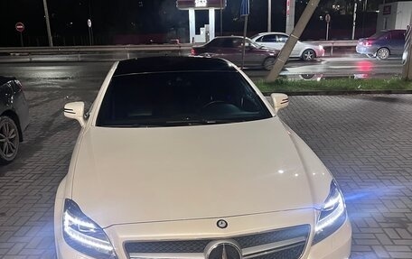 Mercedes-Benz CLS, 2013 год, 2 600 000 рублей, 27 фотография