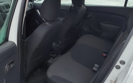 Renault Sandero II рестайлинг, 2017 год, 1 000 000 рублей, 8 фотография