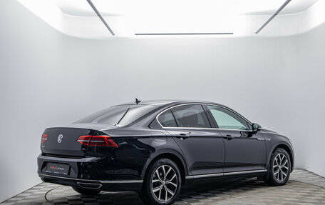 Volkswagen Passat B8 рестайлинг, 2017 год, 2 210 000 рублей, 5 фотография