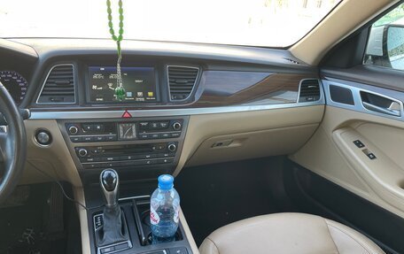 Hyundai Genesis II, 2015 год, 2 099 999 рублей, 13 фотография