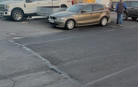 BMW 1 серия, 2006 год, 570 000 рублей, 2 фотография