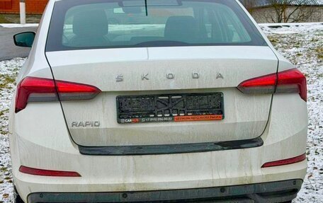 Skoda Rapid II, 2021 год, 995 000 рублей, 3 фотография