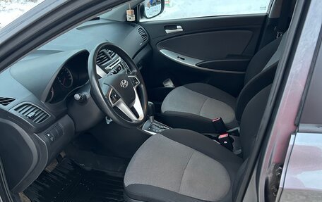 Hyundai Solaris II рестайлинг, 2011 год, 1 050 000 рублей, 4 фотография