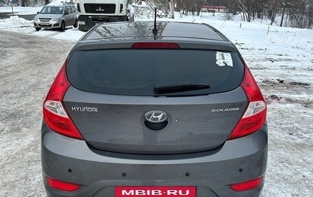 Hyundai Solaris II рестайлинг, 2011 год, 1 050 000 рублей, 10 фотография