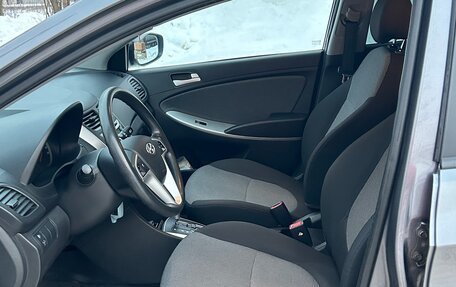 Hyundai Solaris II рестайлинг, 2011 год, 1 050 000 рублей, 13 фотография