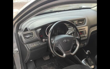 KIA Rio III рестайлинг, 2016 год, 1 100 000 рублей, 19 фотография