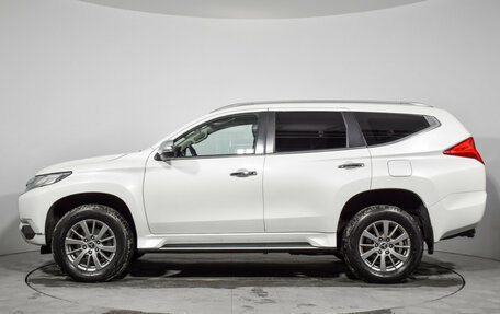 Mitsubishi Pajero Sport III рестайлинг, 2019 год, 2 639 000 рублей, 8 фотография