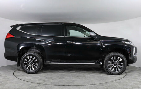 Mitsubishi Montero Sport, 2023 год, 4 777 000 рублей, 4 фотография