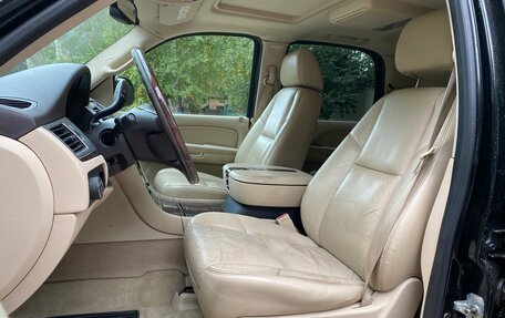 Cadillac Escalade III, 2007 год, 1 500 000 рублей, 9 фотография