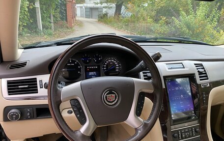 Cadillac Escalade III, 2007 год, 1 500 000 рублей, 15 фотография