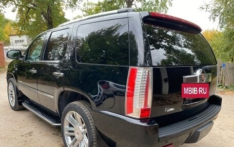 Cadillac Escalade III, 2007 год, 1 500 000 рублей, 5 фотография