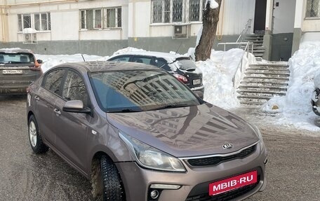 KIA Rio IV, 2019 год, 1 050 000 рублей, 3 фотография