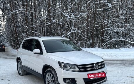 Volkswagen Tiguan I, 2013 год, 1 230 000 рублей, 2 фотография