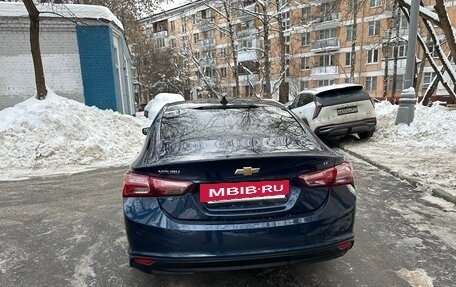 Chevrolet Malibu IX, 2022 год, 1 950 000 рублей, 6 фотография