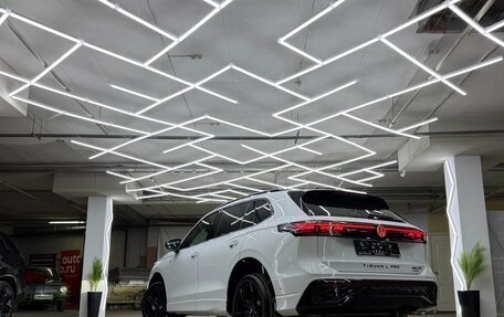 Volkswagen Tiguan, 2025 год, 4 800 000 рублей, 3 фотография