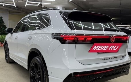 Volkswagen Tiguan, 2025 год, 4 800 000 рублей, 12 фотография