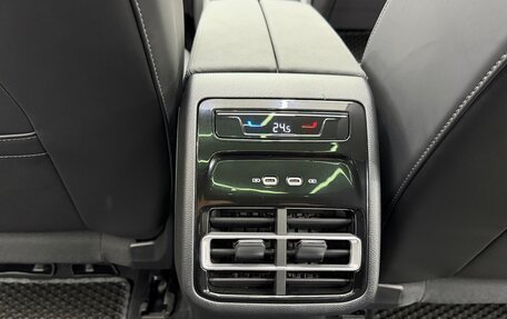 Volkswagen Tiguan, 2025 год, 4 800 000 рублей, 26 фотография