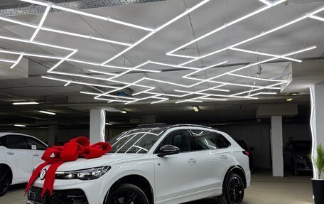 Volkswagen Tiguan, 2025 год, 4 800 000 рублей, 39 фотография