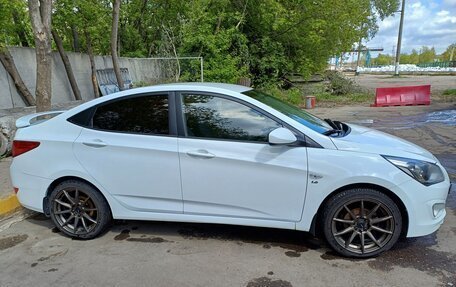 Hyundai Solaris II рестайлинг, 2014 год, 750 000 рублей, 4 фотография