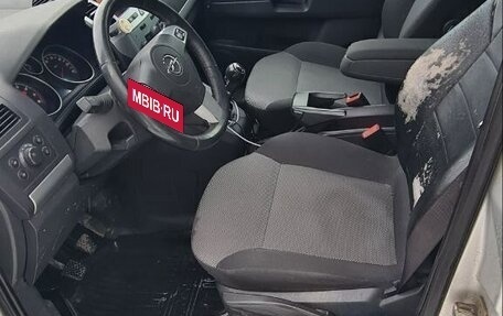 Opel Zafira C рестайлинг, 2013 год, 1 100 000 рублей, 5 фотография