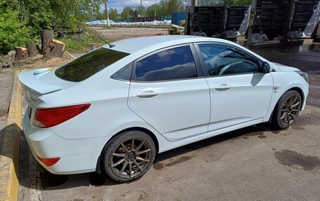 Hyundai Solaris II рестайлинг, 2014 год, 750 000 рублей, 5 фотография