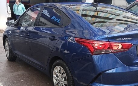 Hyundai Solaris II рестайлинг, 2021 год, 1 350 000 рублей, 5 фотография