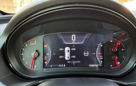 Opel Insignia II рестайлинг, 2014 год, 1 750 000 рублей, 26 фотография