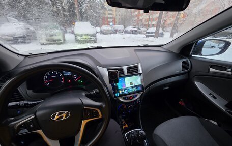 Hyundai Solaris II рестайлинг, 2011 год, 680 000 рублей, 9 фотография