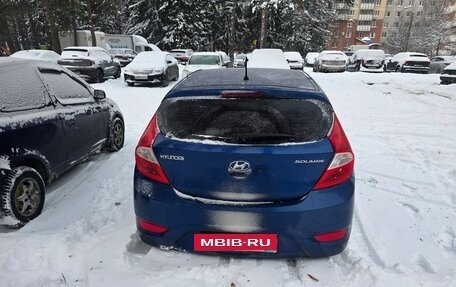 Hyundai Solaris II рестайлинг, 2011 год, 680 000 рублей, 4 фотография