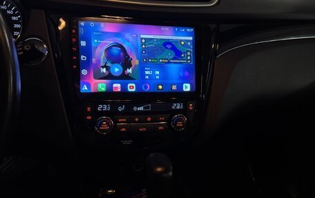 Nissan Qashqai, 2015 год, 1 950 000 рублей, 10 фотография