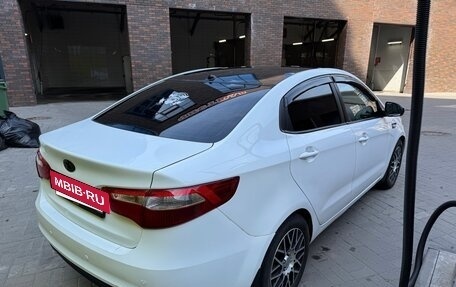 KIA Rio III рестайлинг, 2013 год, 700 000 рублей, 9 фотография